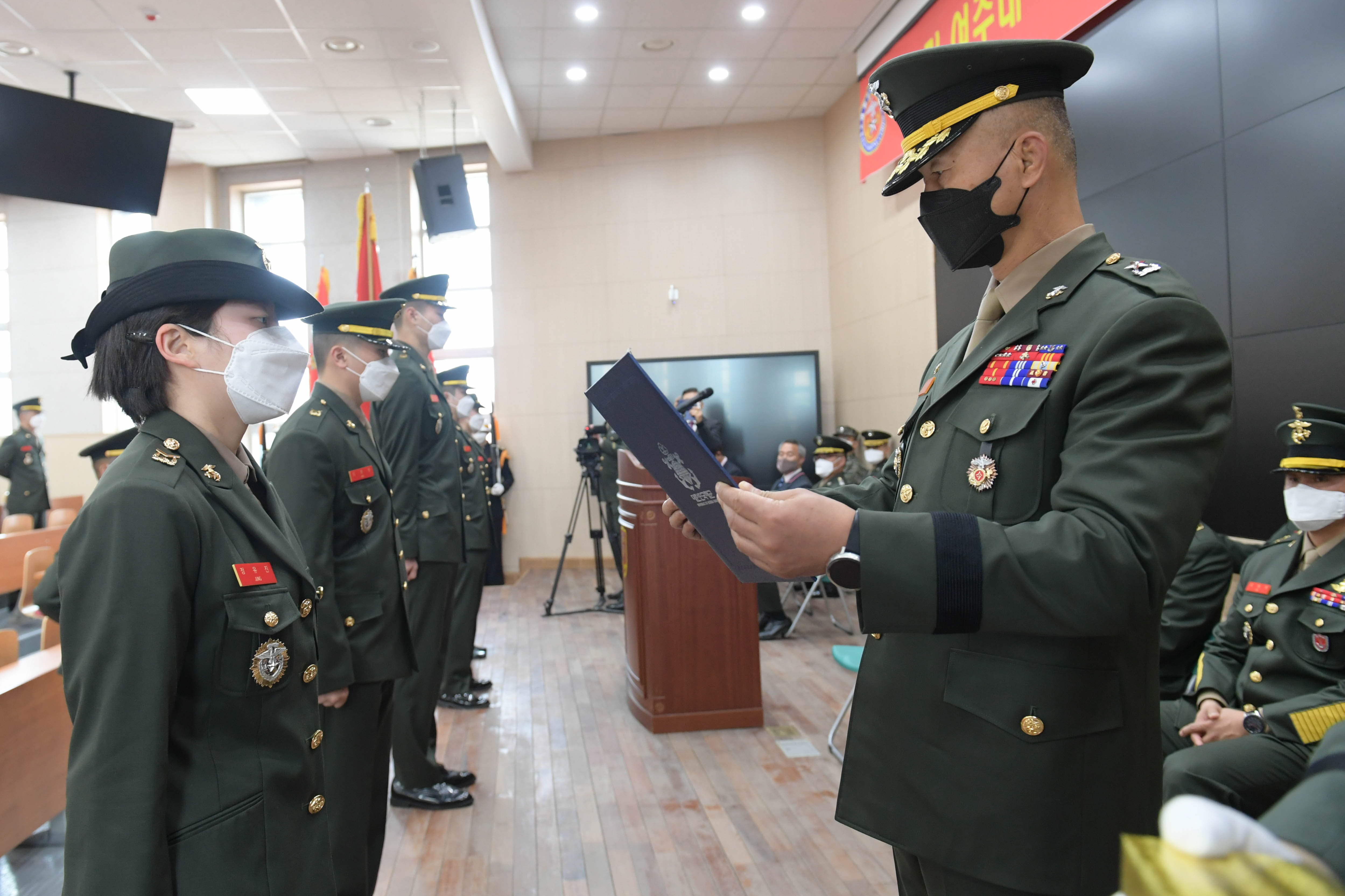 여주대학교 학군단 5기 임관 3.jpg