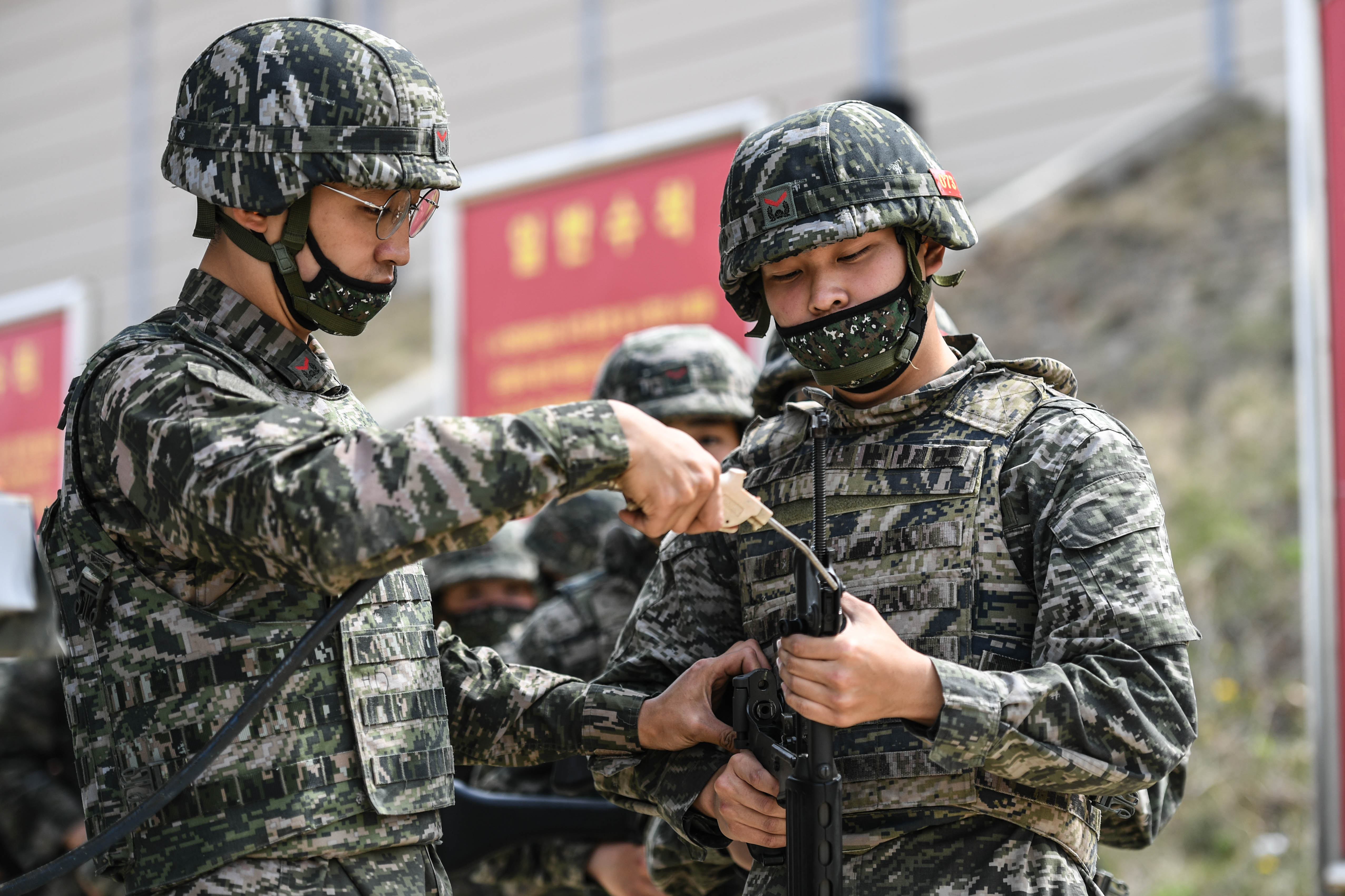 해병대 부사관후보생 389기 전투사격 1.jpg