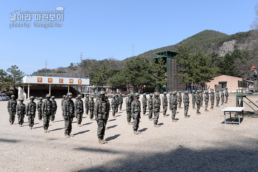 해병대 신병 1267기 1교육대 유격9_0889.jpg