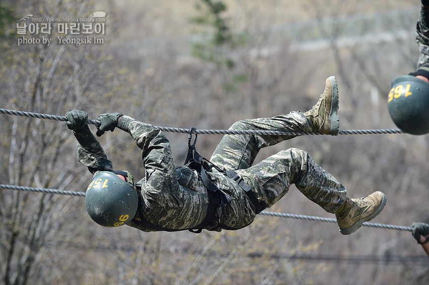 해병대 신병 1267기 1교육대 유격6_7624.jpg