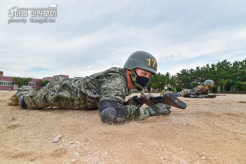 신병 1271기 1교육대 극기주 각개전투7_7901.jpg