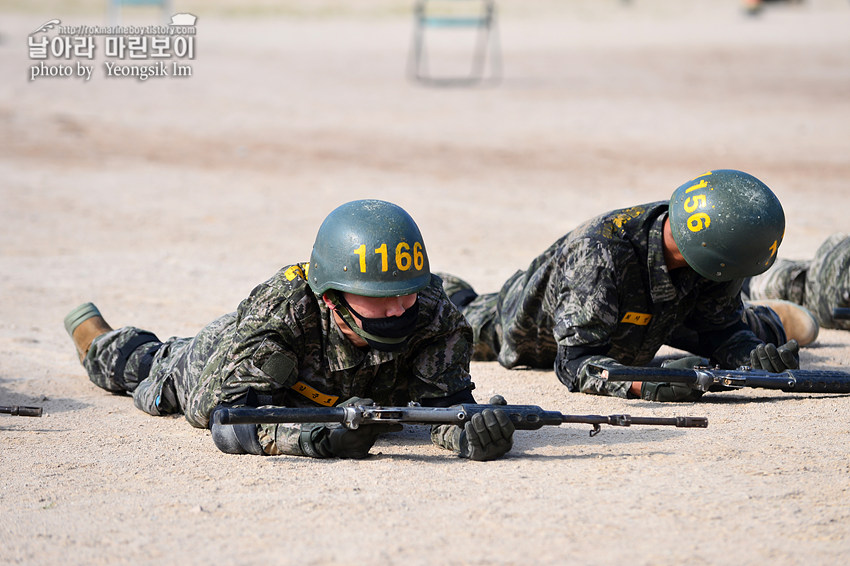 신병 1271기 1교육대 극기주 각개전투1_9577.jpg