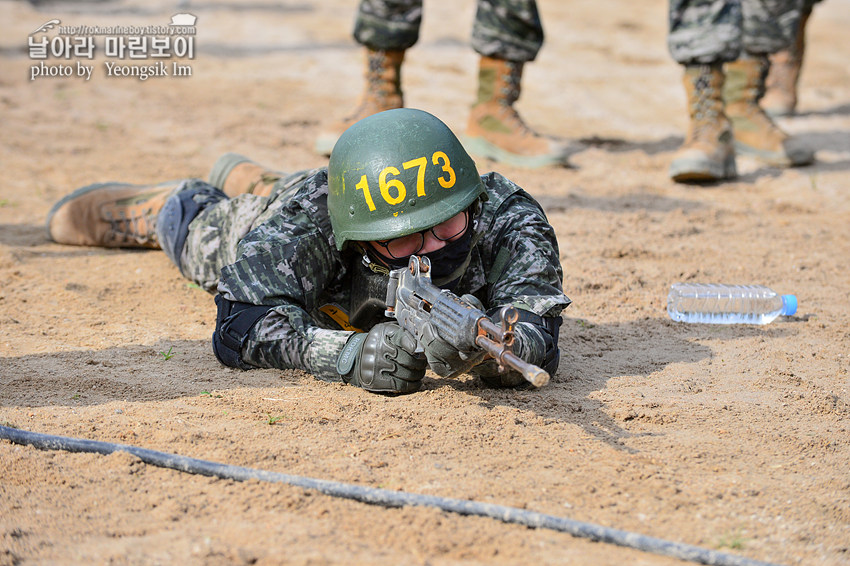 신병 1271기 1교육대 극기주 각개전투6_9879.jpg