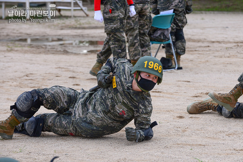 신병 1271기 1교육대 극기주 각개전투9_0061.jpg