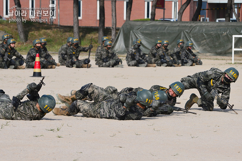 신병 1271기 1교육대 극기주 각개전투1_9563.jpg