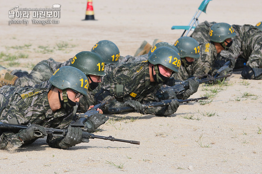 신병 1271기 1교육대 극기주 각개전투2_9552.jpg