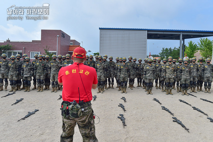 신병 1271기 1교육대 극기주 각개전투3_7766.jpg