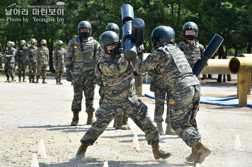 해병대 신병 1269기 1교육대 3주차 참호목봉_4962_3.jpg