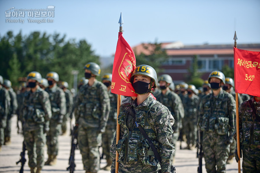 신병1279기빨간명찰수여식_9551.jpg