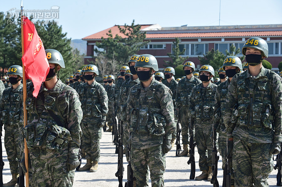 신병1279기빨간명찰수여식_9521.jpg