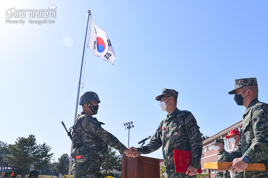 신병1279기빨간명찰수여식_9617.jpg