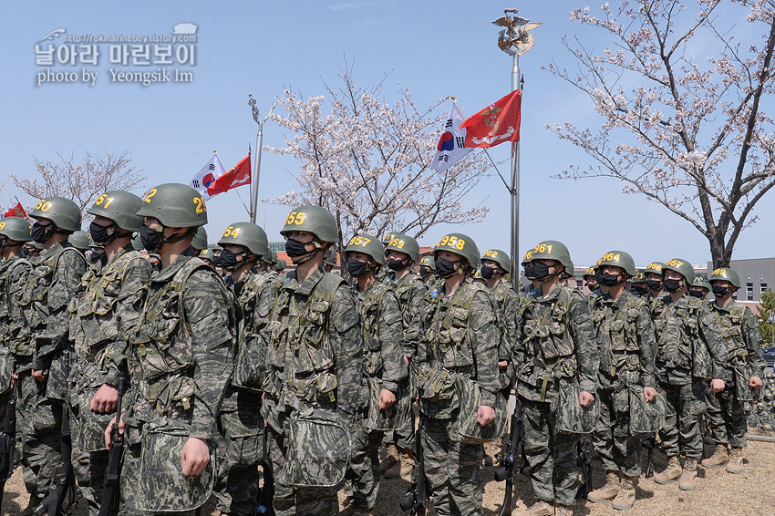 신병 1267기 2교육대 빨간명찰수여식_0937.jpg