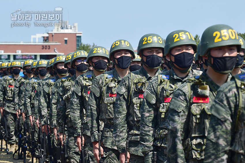 신병 1267기 2교육대 빨간명찰수여식_0998_8.jpg