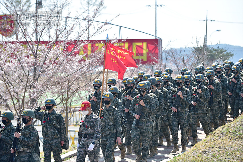 신병 1267기 1교육대 빨간명찰수여식_8709.jpg