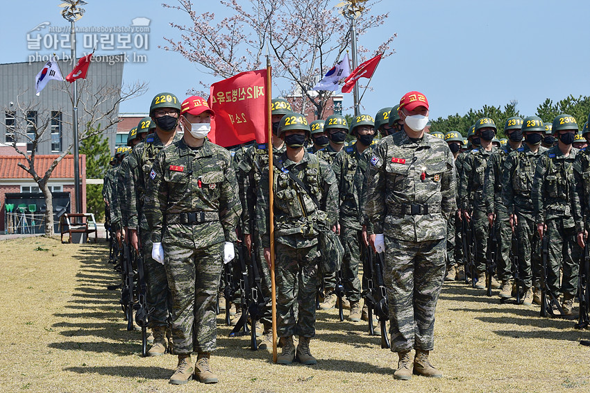 신병 1267기 2교육대 빨간명찰수여식_0902.jpg