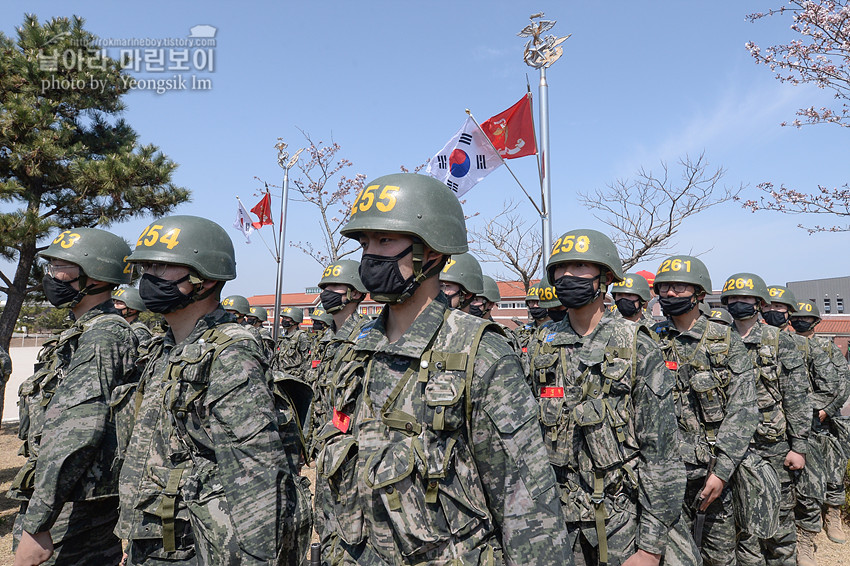 신병 1267기 2교육대 빨간명찰수여식_0990.jpg