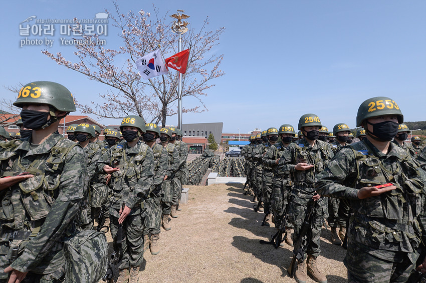 신병 1267기 2교육대 빨간명찰수여식_0968.jpg