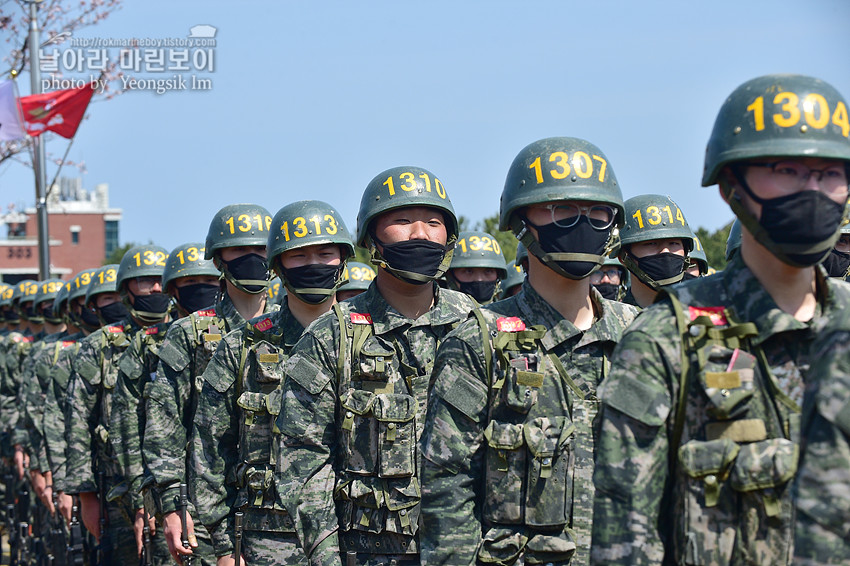 신병 1267기 1교육대 빨간명찰수여식_1046_17.jpg