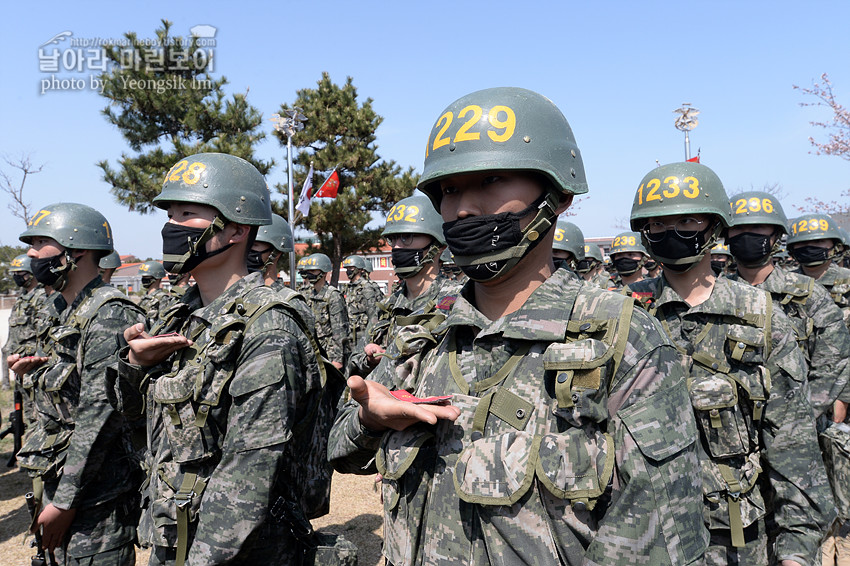 신병 1267기 1교육대 빨간명찰수여식_1088.jpg