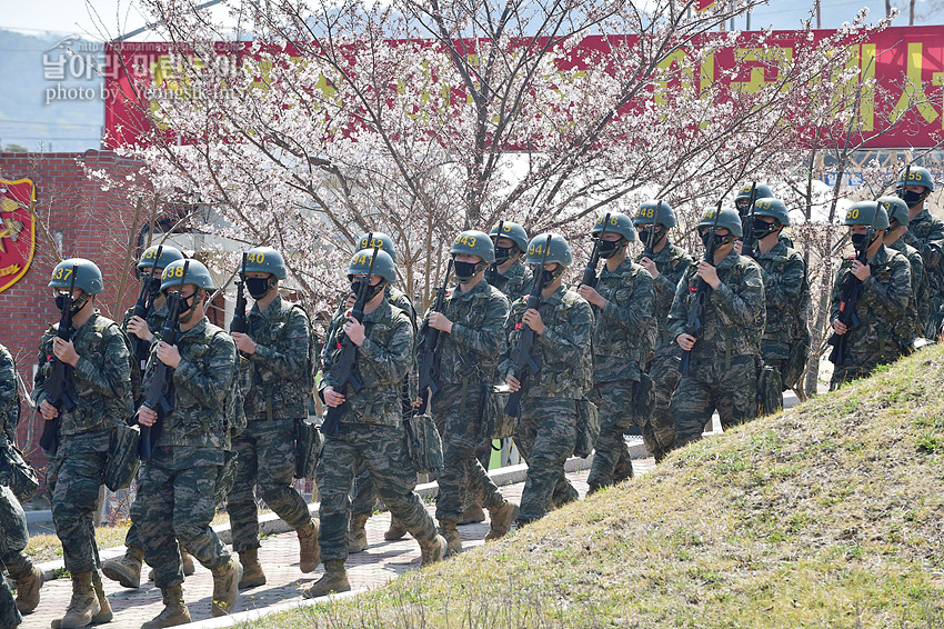 신병 1267기 1교육대 빨간명찰수여식_8691.jpg