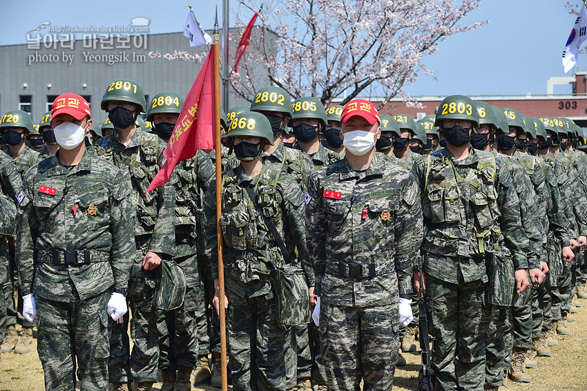 신병 1267기 2교육대 빨간명찰수여식_0909.jpg