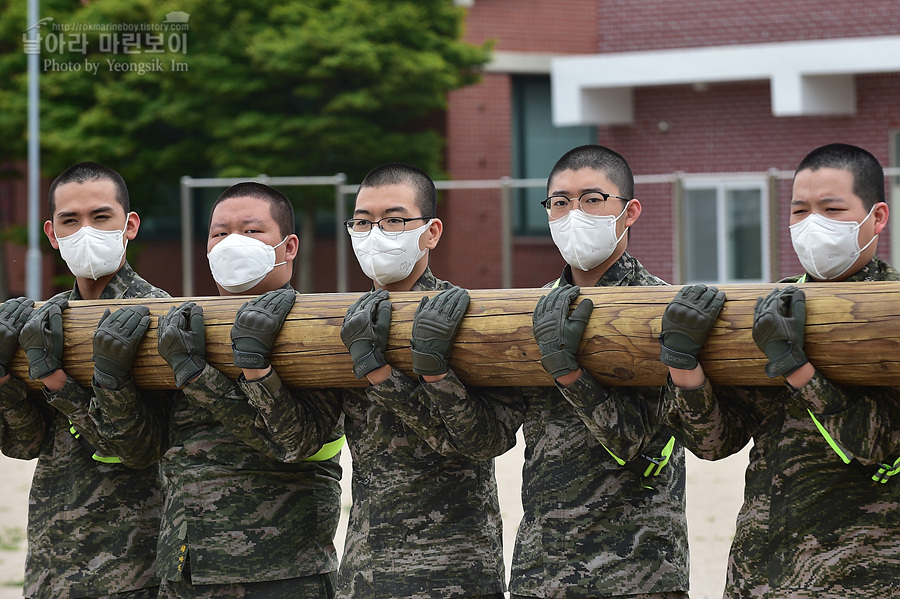 신병 1281기 1교육대 3주차 목봉장애물_4115.jpg