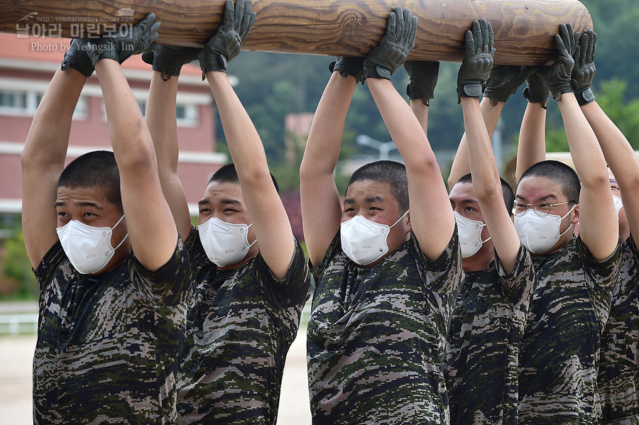 신병 1281기 1교육대 3주차 목봉장애물_4038.jpg