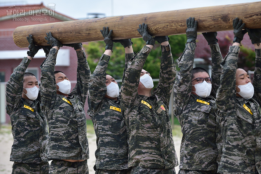 신병 1281기 1교육대 3주차 목봉장애물_4173.jpg