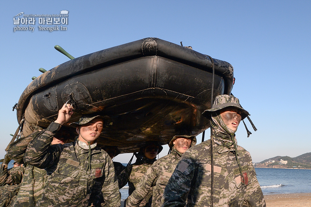 해병대 신병 1263기 1교육대 해상돌격훈련_8562.jpg