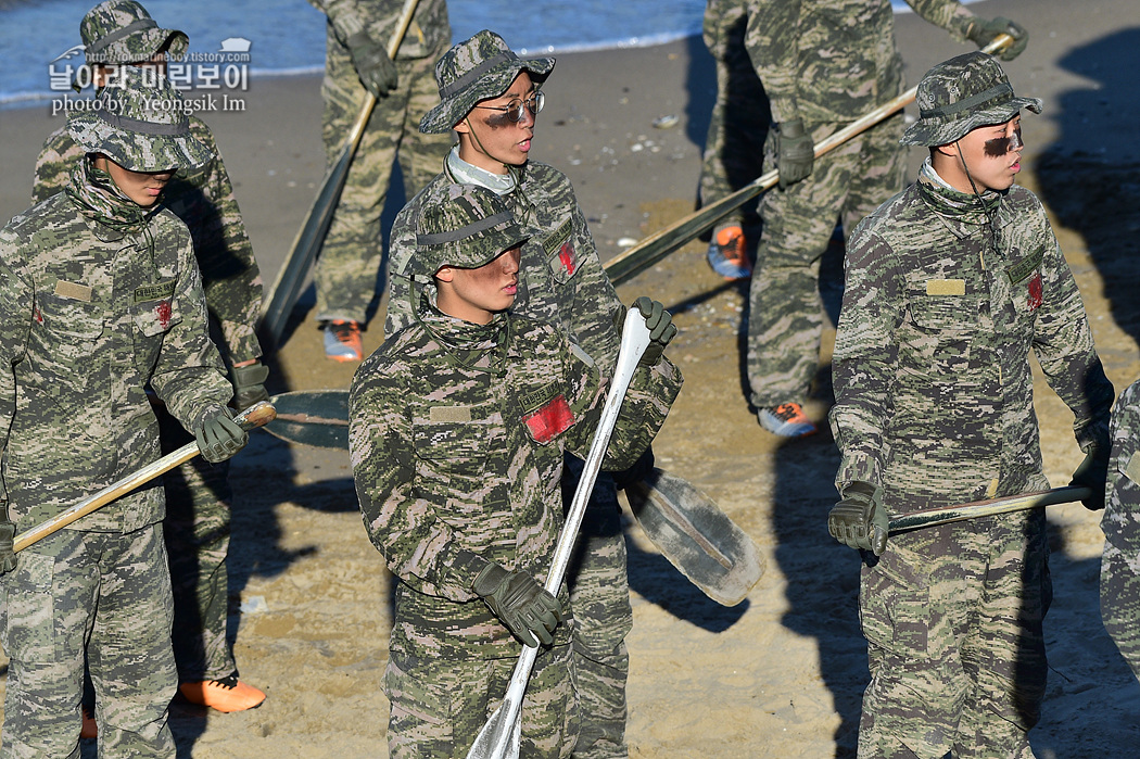 해병대 신병 1263기 1교육대 해상돌격훈련_8516_5.jpg