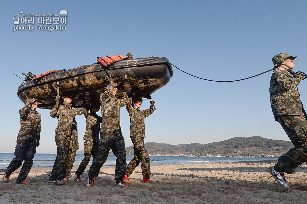 해병대 신병 1263기 1교육대 해상돌격훈련_8560.jpg