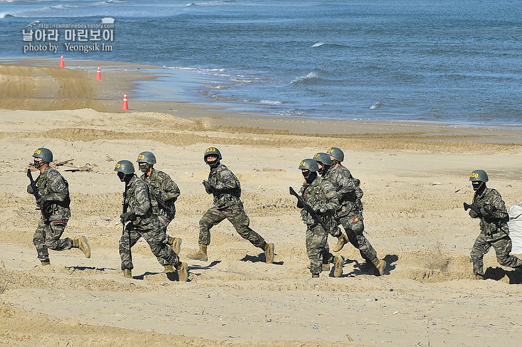 해병대 신병 1263기 6주차 상륙돌격장갑차_8121.jpg