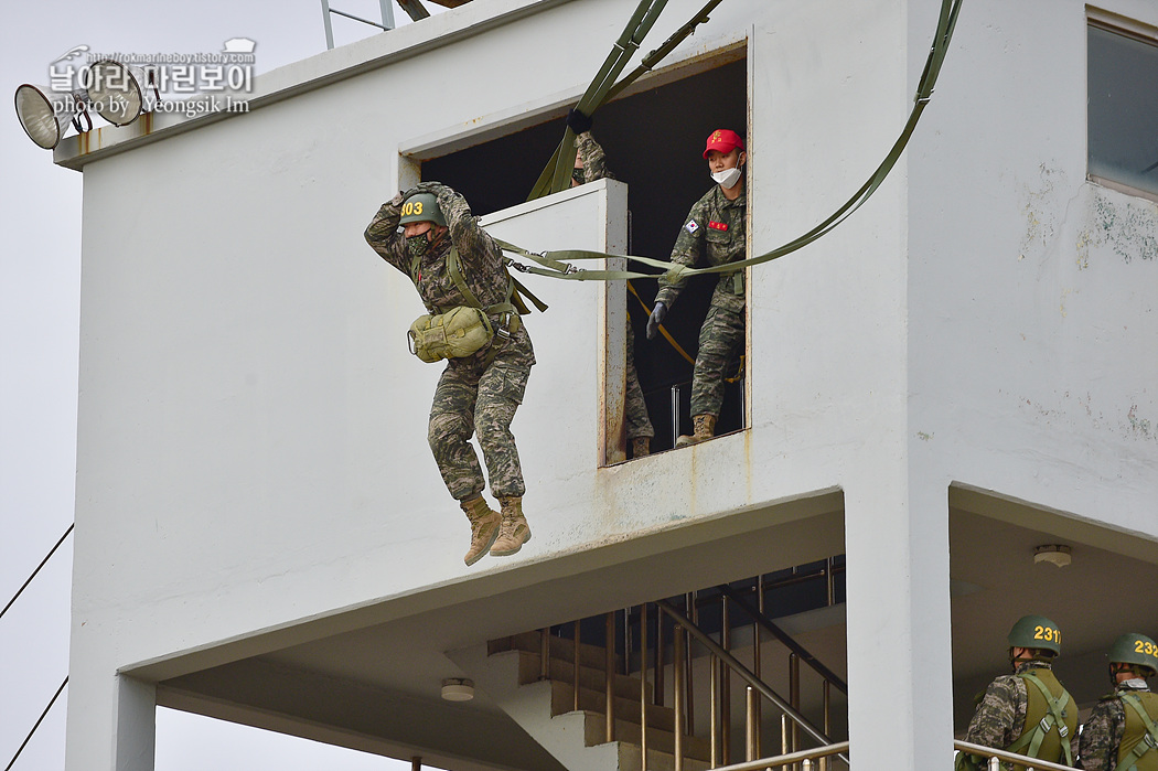 해병대 신병 1263기 2교육대 공수기초훈련1_9160.jpg