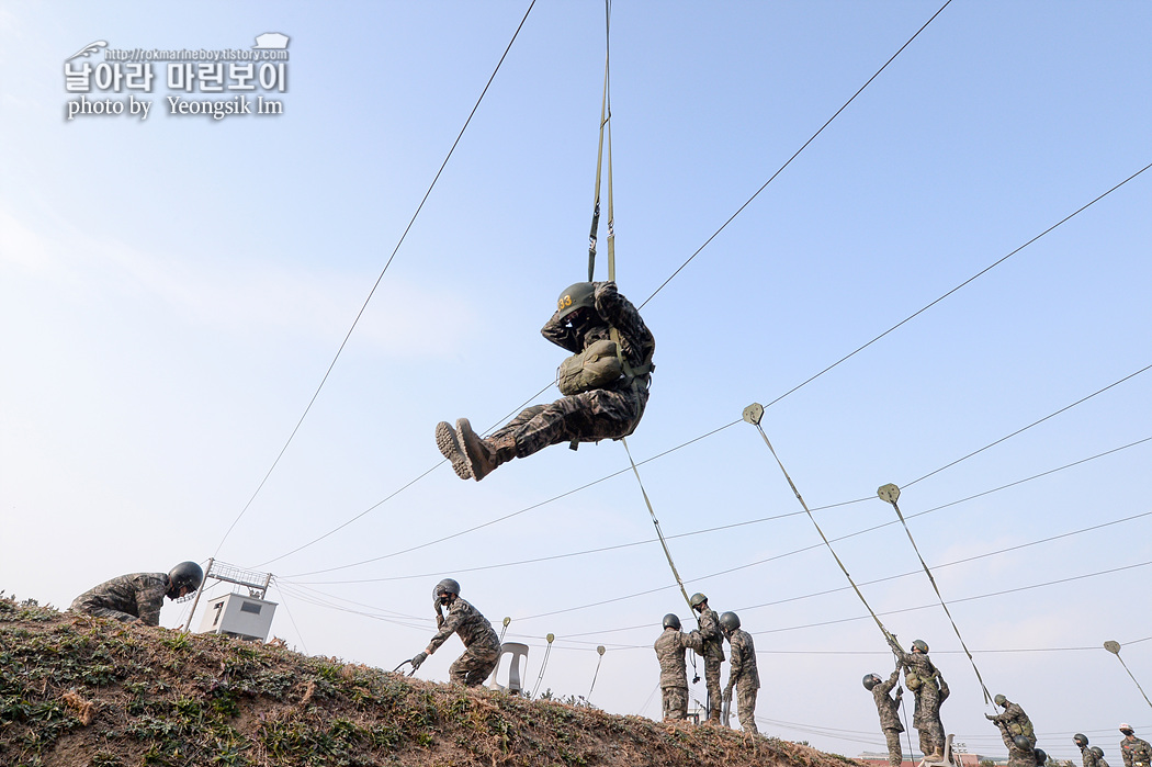 해병대 신병 1264기 5교육대 4주차 공수기초훈련 1_3357.jpg