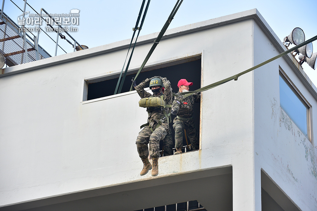 해병대 신병 1264기 5교육대 4주차 공수기초훈련 1_3410.jpg