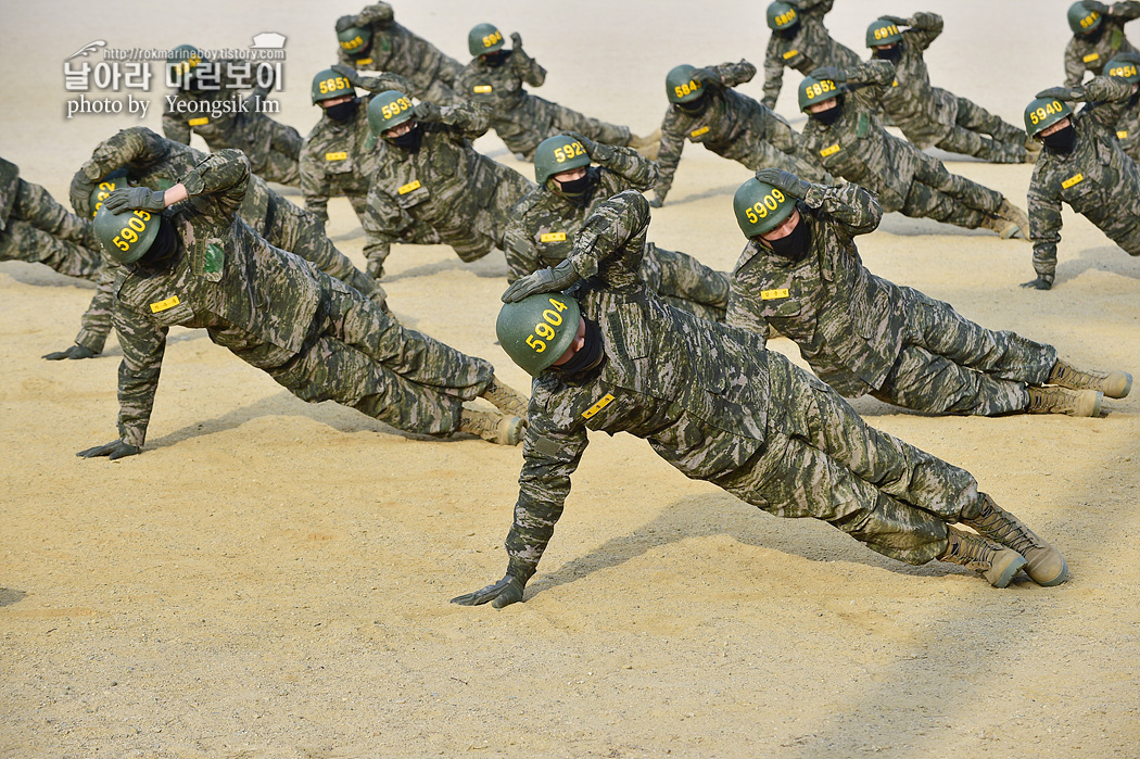 해병대 신병 1264기 5교육대 4주차 공수기초훈련 2_3505.jpg