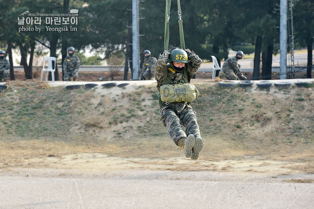 해병대 신병 1264기 5교육대 4주차 공수기초훈련 2_3032.jpg